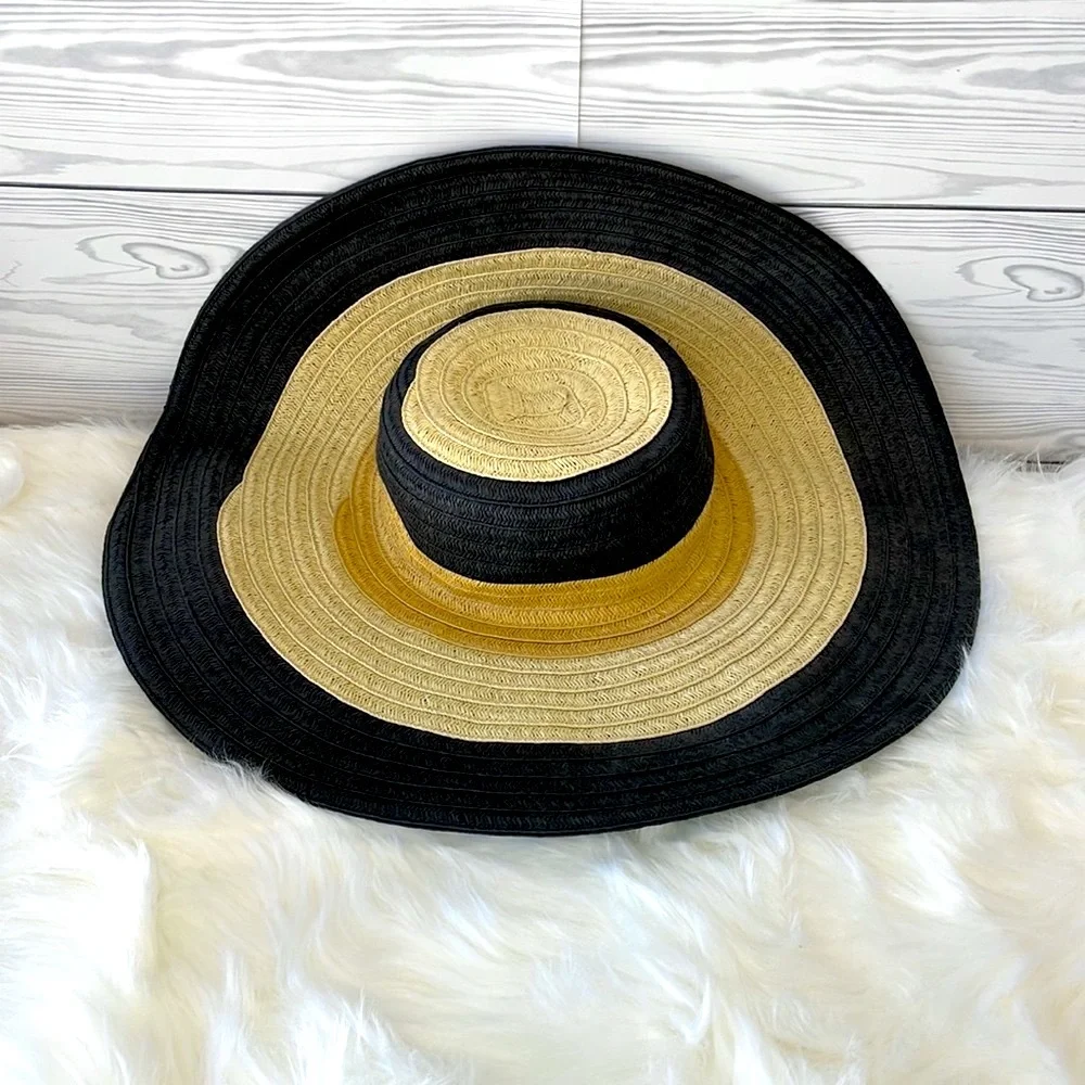 Floppy Beach‎ Hat